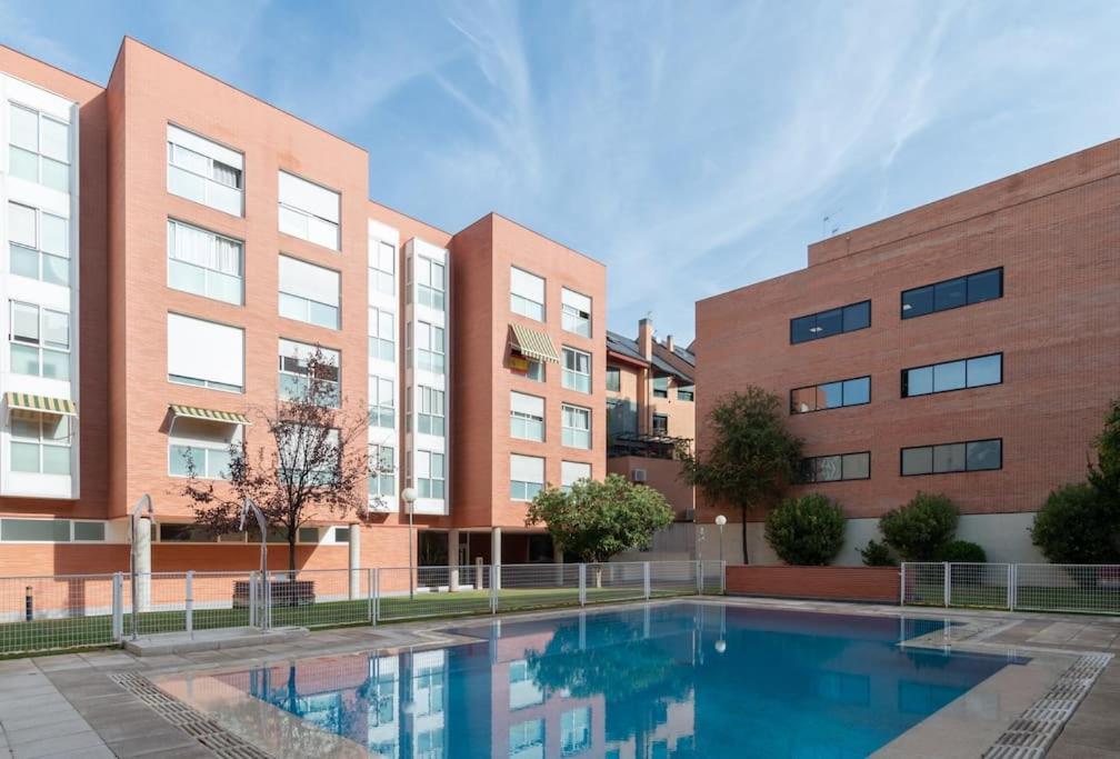 Апартаменти Vivienda Con Zona De Trabajo, Piscina Y Parking Мадрид Екстер'єр фото